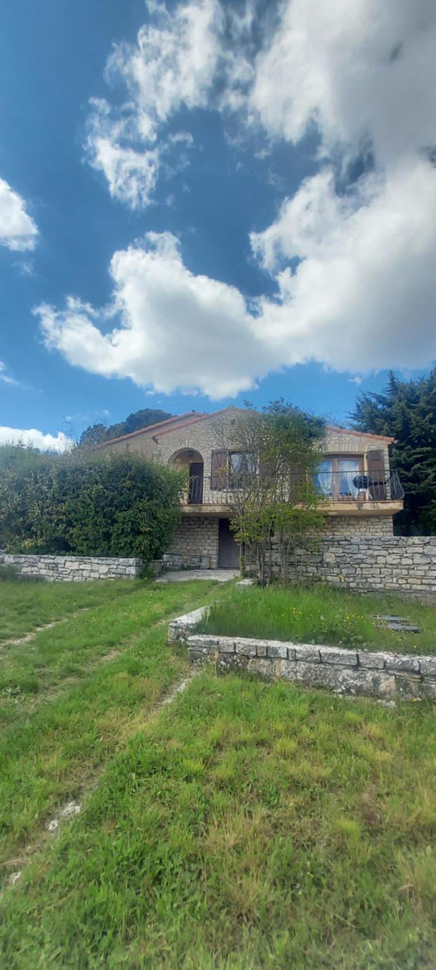 Villa Maison De Campagne 04 Vacheres Luberon 3 Chambres 8 Personnes Luaran gambar